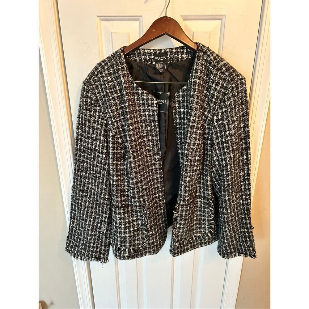George brand black and white tweed blazer or jacket with fringe details size 26w